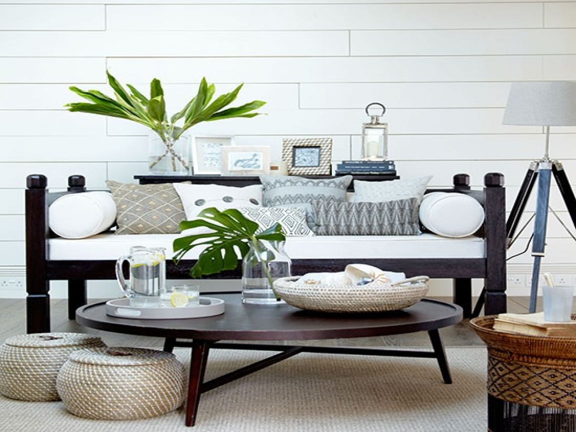 10 Fresh White Living Room Designs that will Leave you Astonished