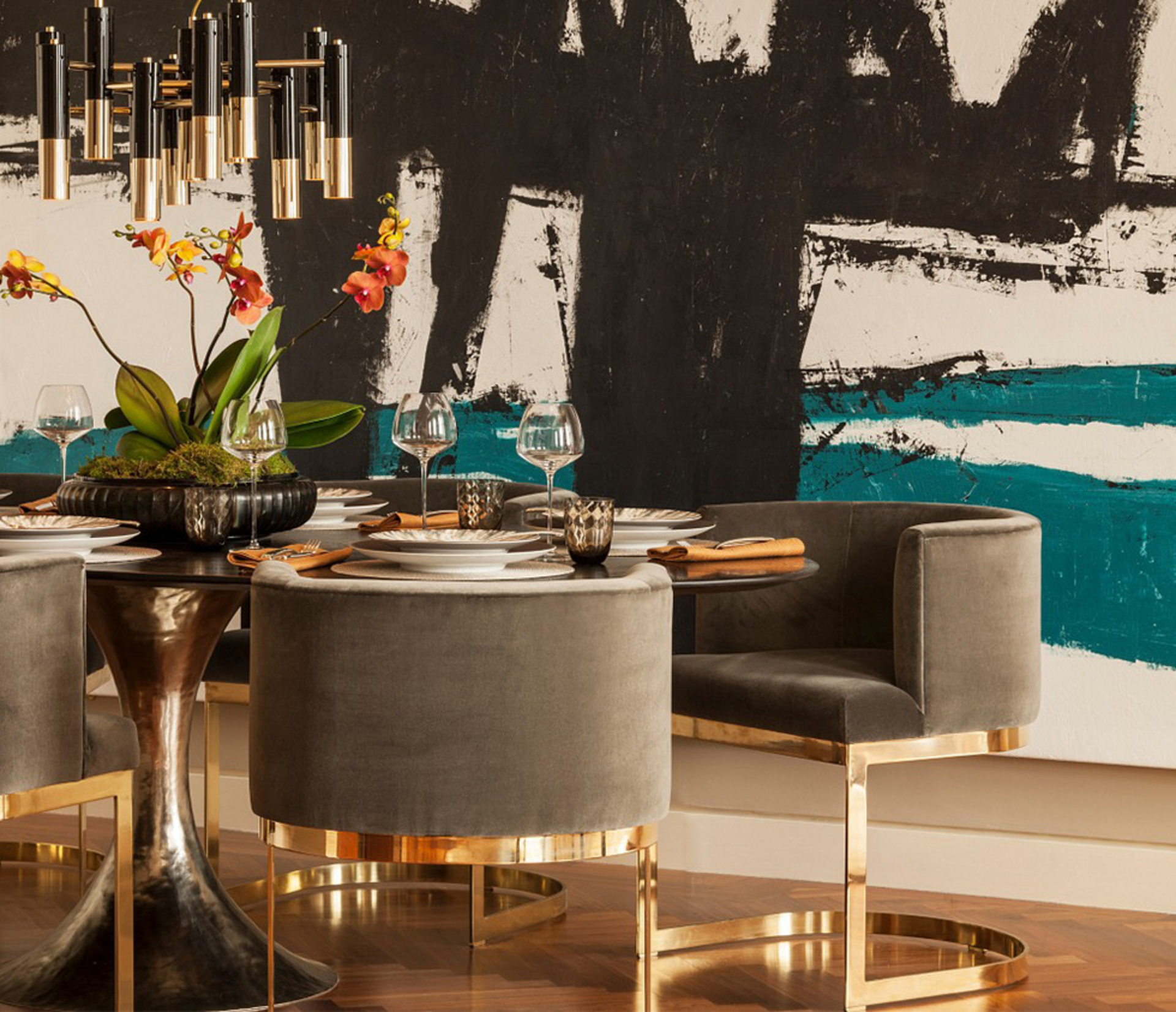 The Best Black and Gold Decorating Ideas for your Dining Room