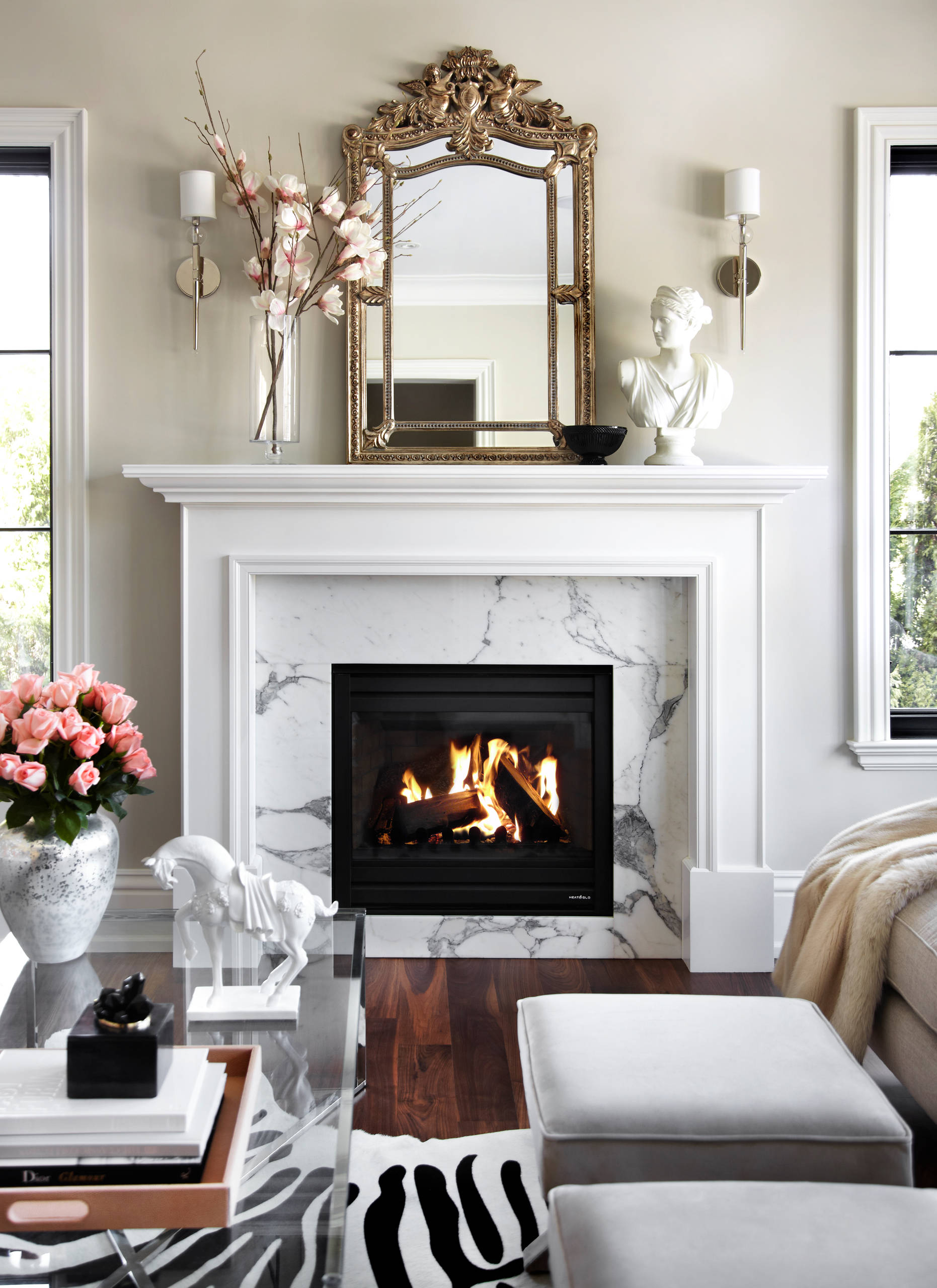 How to get a Stylish Winter Living Room with Fireplaces