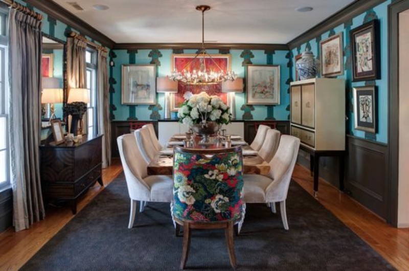 10 Amazing Velvet Chairs for Your Dining Room